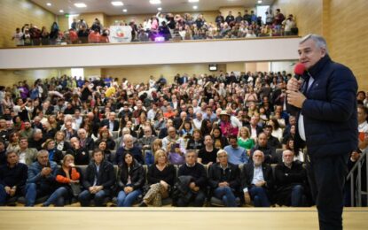 Con un contundente respaldo a la candidatura de Morales, cerró el Congreso Programático de la UCR
