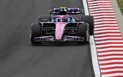 Franco Colapinto tuvo un fuerte accidente en las pruebas de neumáticos en Hungría y fue atendido en un centro médico