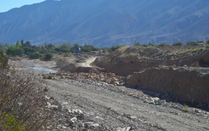 Hídricos avanza en obras claves en el río Huasamayo, en Tilcara