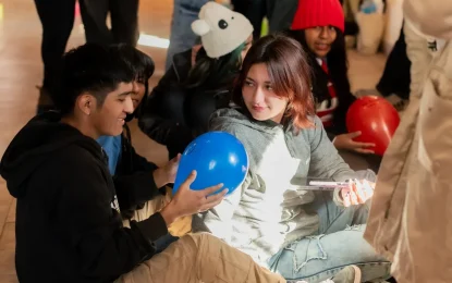 «Con cada gesto, un cuidado»: el Día Mundial de la Salud Mental convoca a fortalecer el cuidado de niñas, niños, y adolescentes