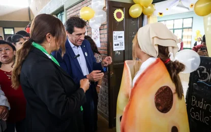 Sadir recorrió la Expo Educativa Económica Administrativa
