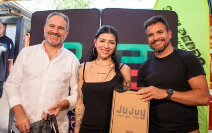 Cazzu vuelve a casa: dará un show en Jujuy en septiembre