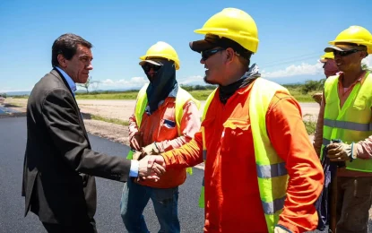 El gobernador Sadir recorrió los avances de las obras en la Ruta Nacional 34