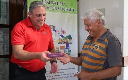 Más de 100 anteojos entregados tras operativos oftalmológicos en barrios de San Salvador de Jujuy