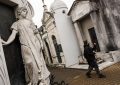 La Ciudad dio de baja el proyecto de hacer un gift shop y café en el Cementerio de la Recoleta